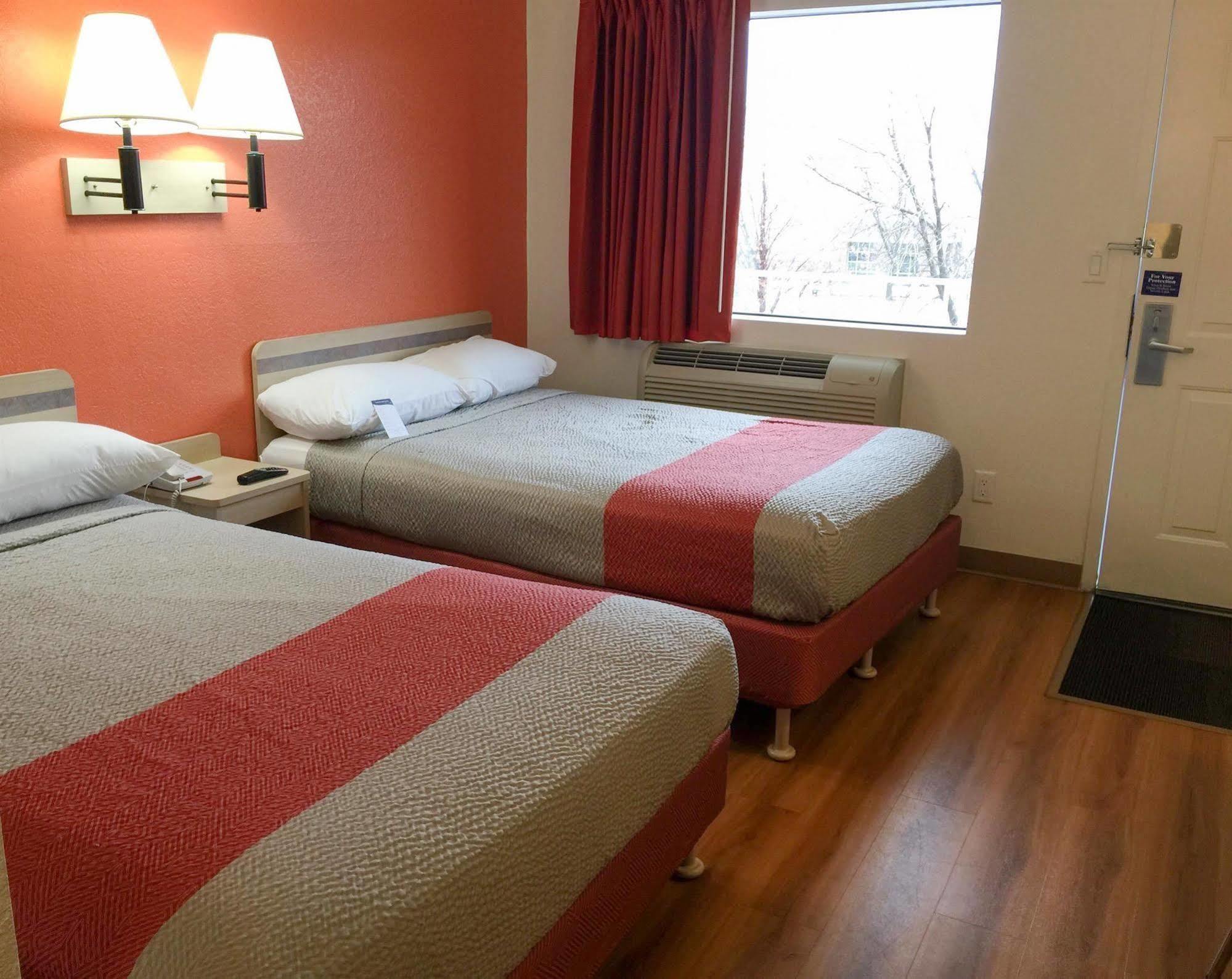 Motel 6-Roseville, Mn - Minneapolis North Extérieur photo