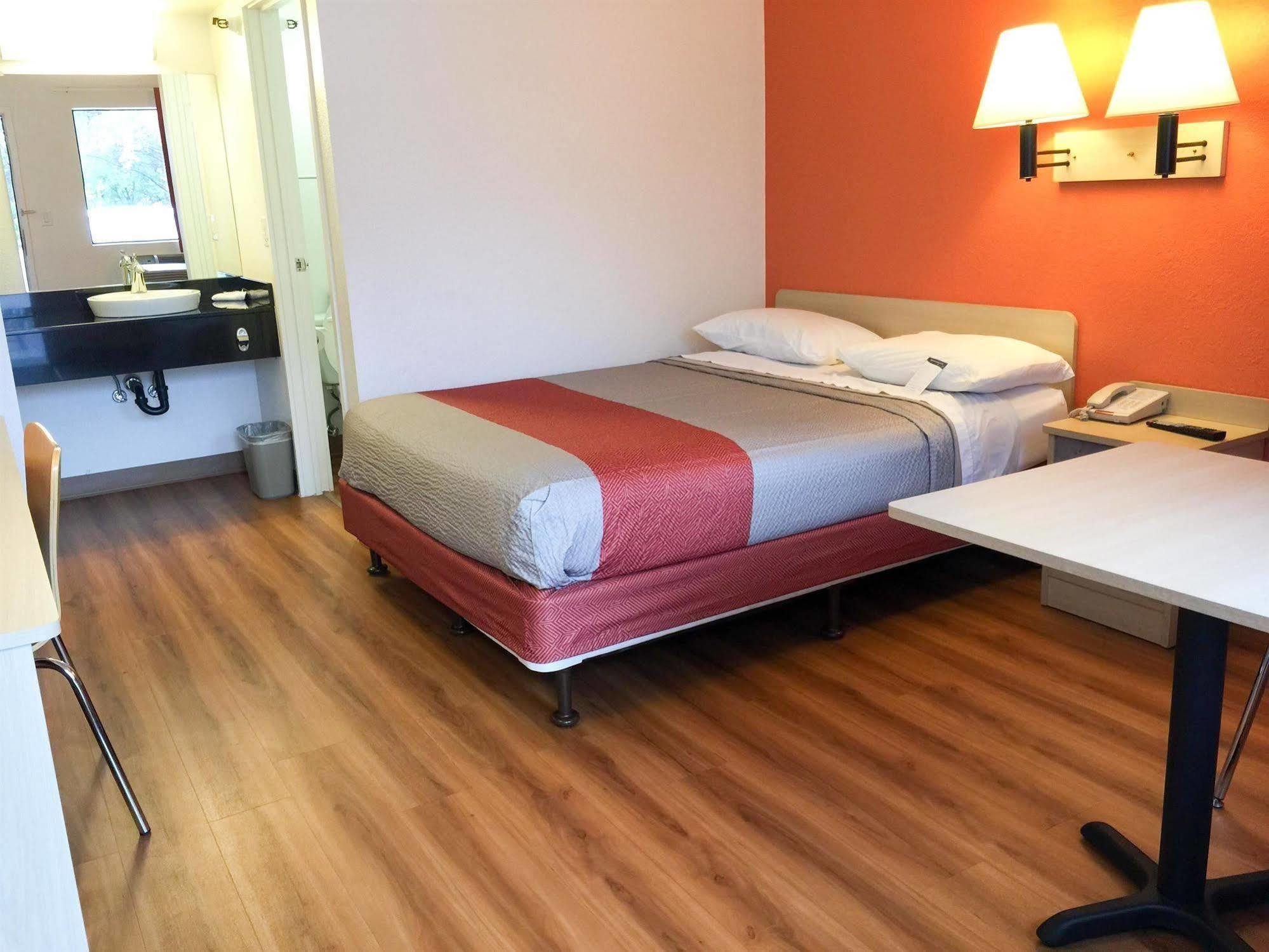Motel 6-Roseville, Mn - Minneapolis North Extérieur photo