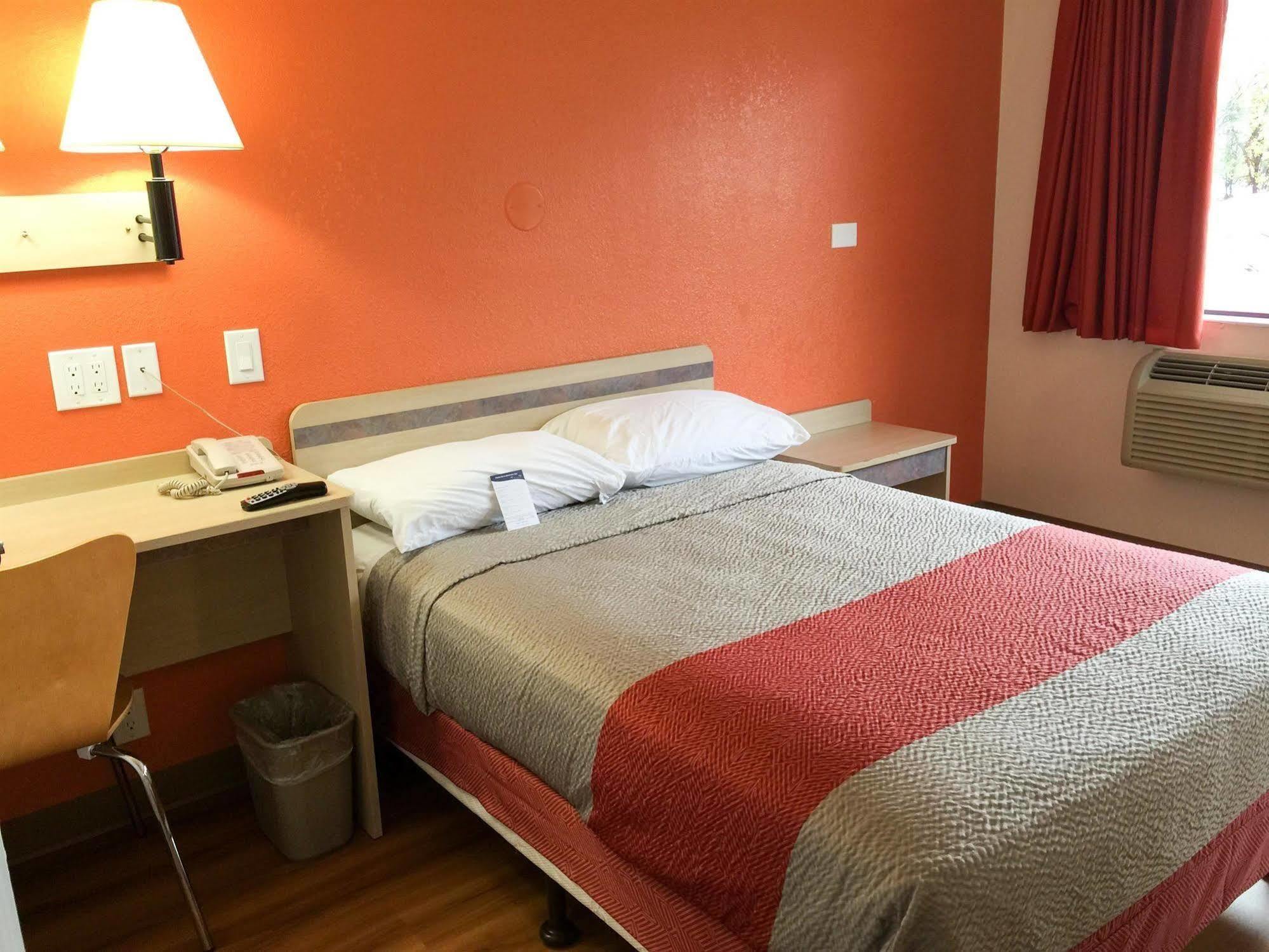 Motel 6-Roseville, Mn - Minneapolis North Extérieur photo